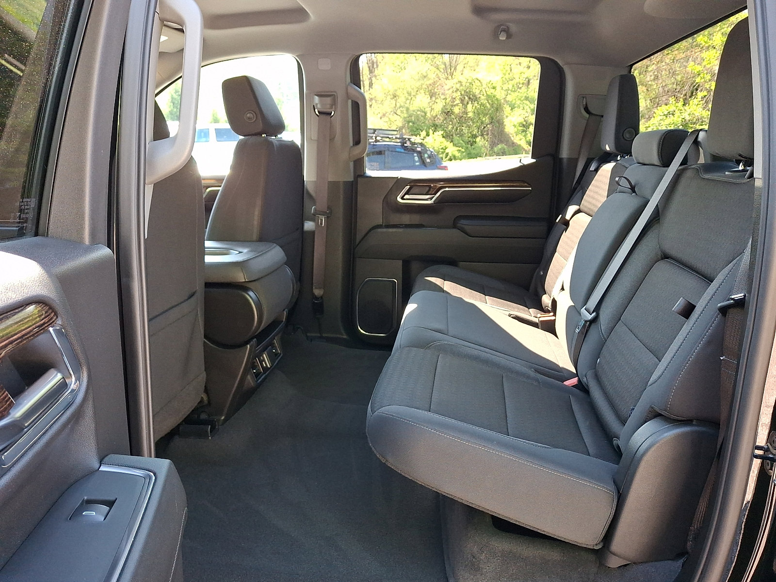 Used 2024 GMC Sierra 1500 Elevation AWD/4WD image 10