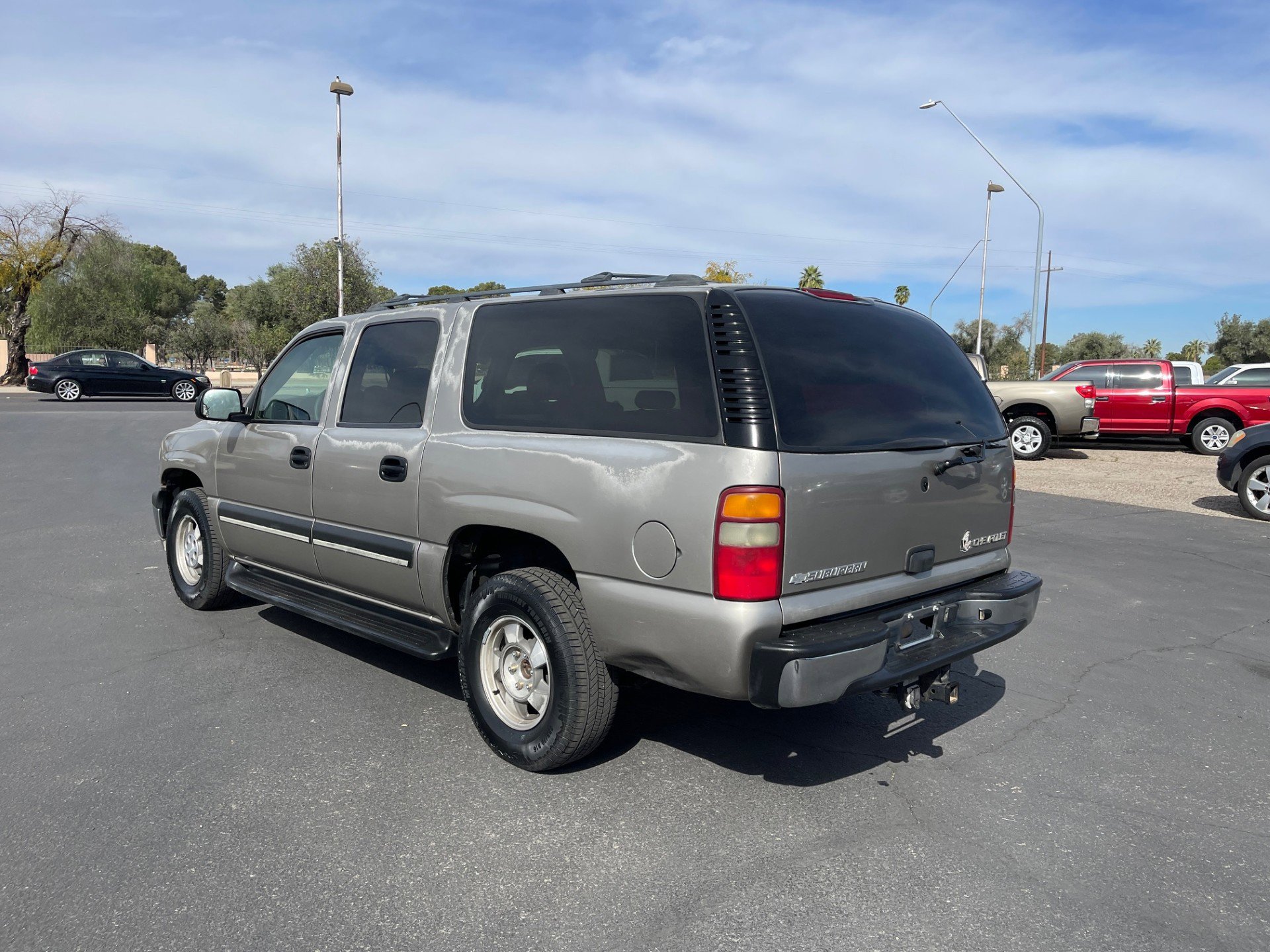 Used 2003 Chevrolet Suburban LS w/ LS Preferred Equipment Group image 3