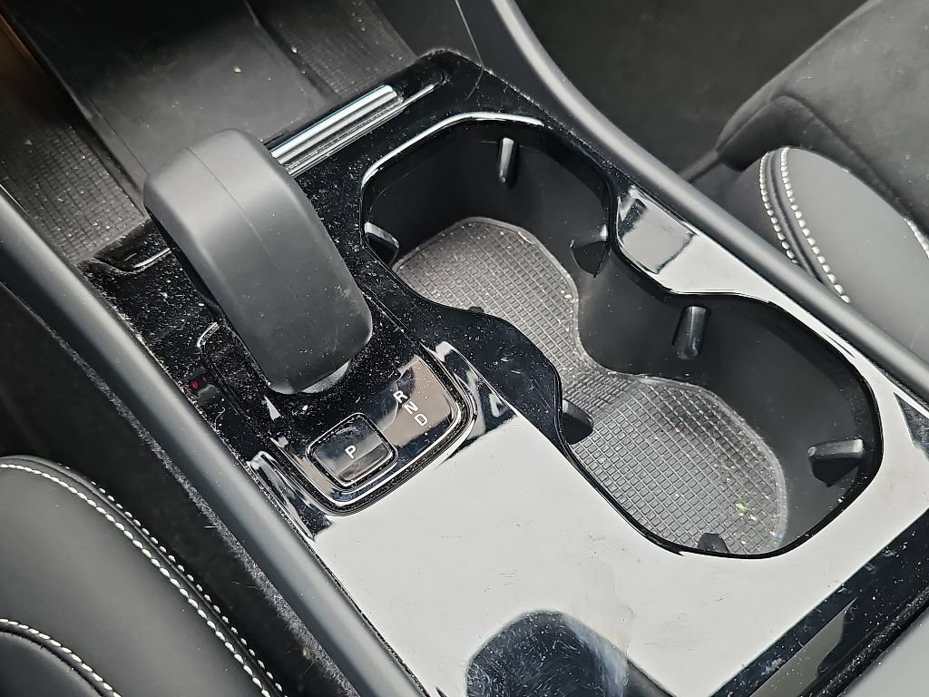 Certified 2023 Volvo C40 P8 Recharge Plus AWD/4WD image 7