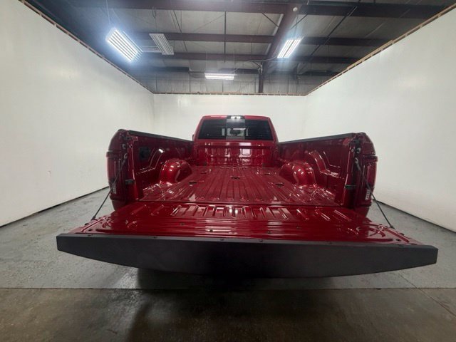 New 2026 RAM 3500 Laramie AWD/4WD image 9