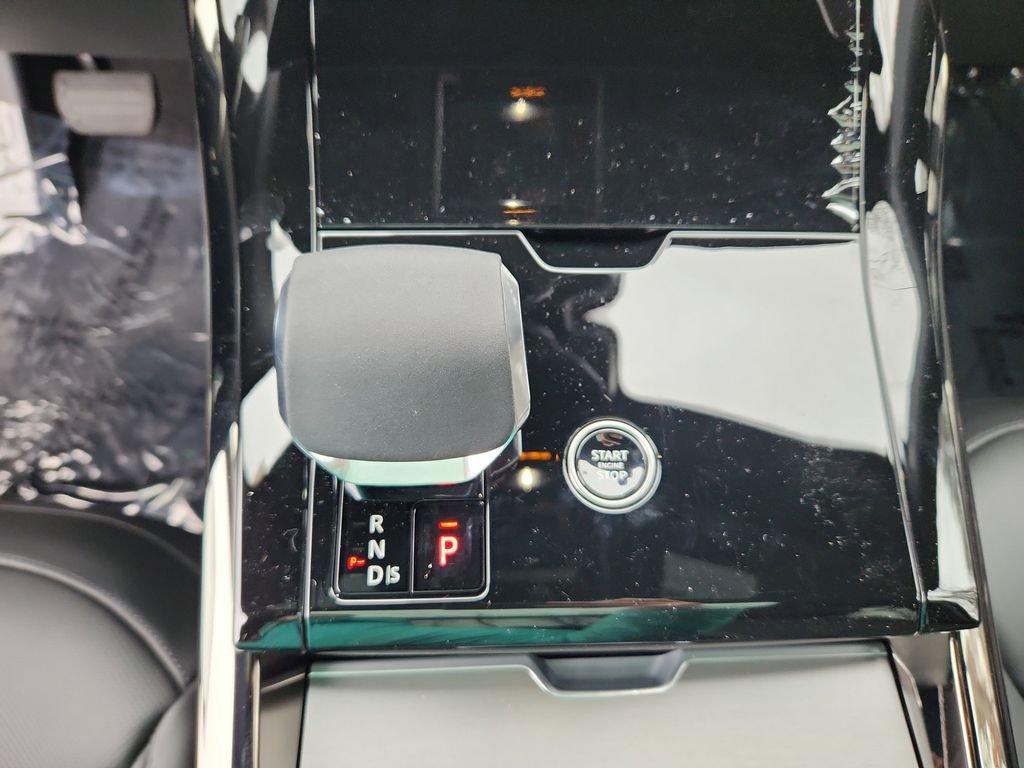 Used 2025 Land Rover Range Rover Sport SE image 16