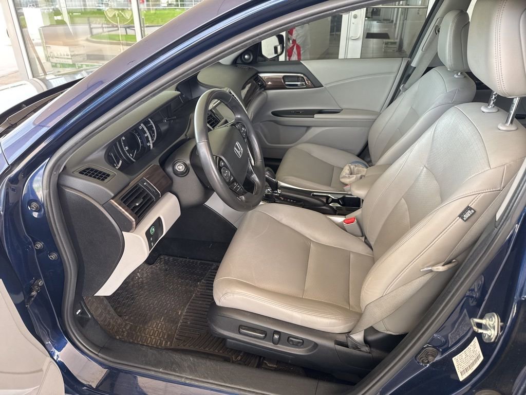 Used 2016 Honda Accord EX-L image 7