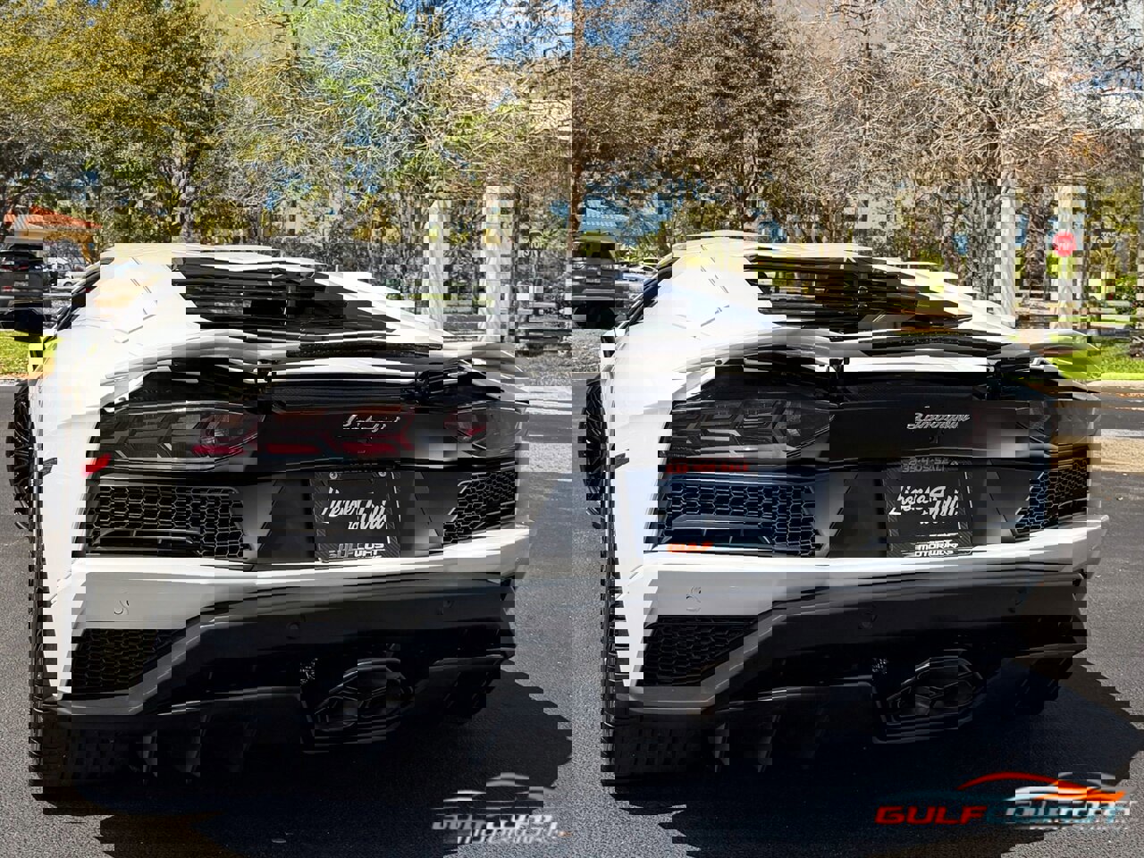 Used 2017 Lamborghini Aventador S image 60