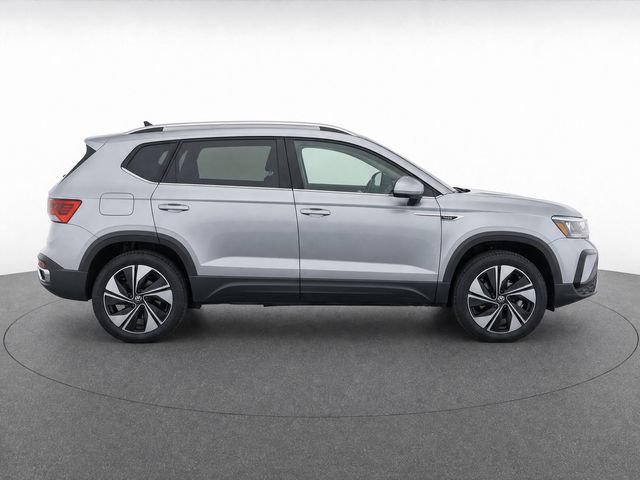 Used 2023 Volkswagen Taos SE AWD/4WD image 8