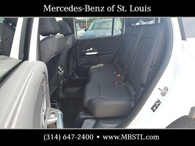 New 2026 Mercedes-Benz GLB 250 4MATIC image 9