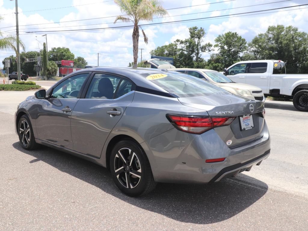 Used 2024 Nissan Sentra SV FWD image 8