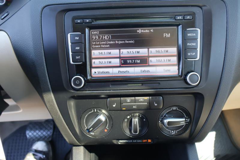 Used 2012 Volkswagen Jetta SE image 18