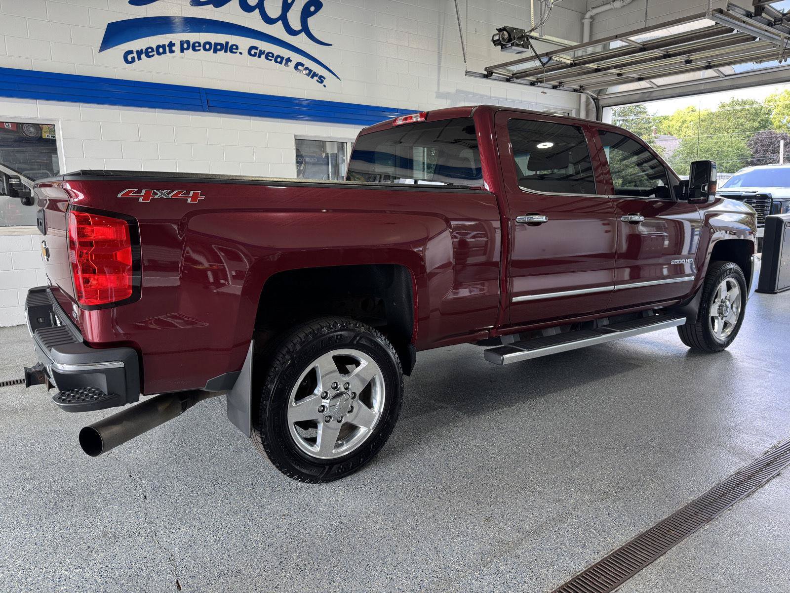Used 2015 Chevrolet Silverado 2500 LTZ w/ Duramax Plus Package AWD/4WD image 11