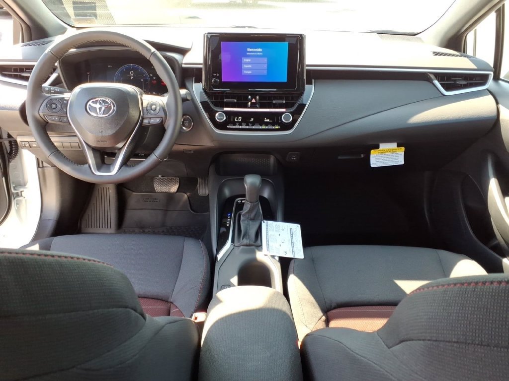 Certified 2026 Toyota Corolla SE FWD image 5