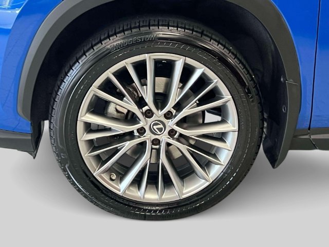 Certified 2023 Lexus NX 350h AWD image 10