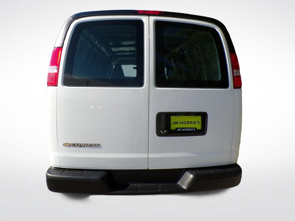 New 2026 Chevrolet Express 2500 Extended w/ Driver Convenience Package RWD image 5
