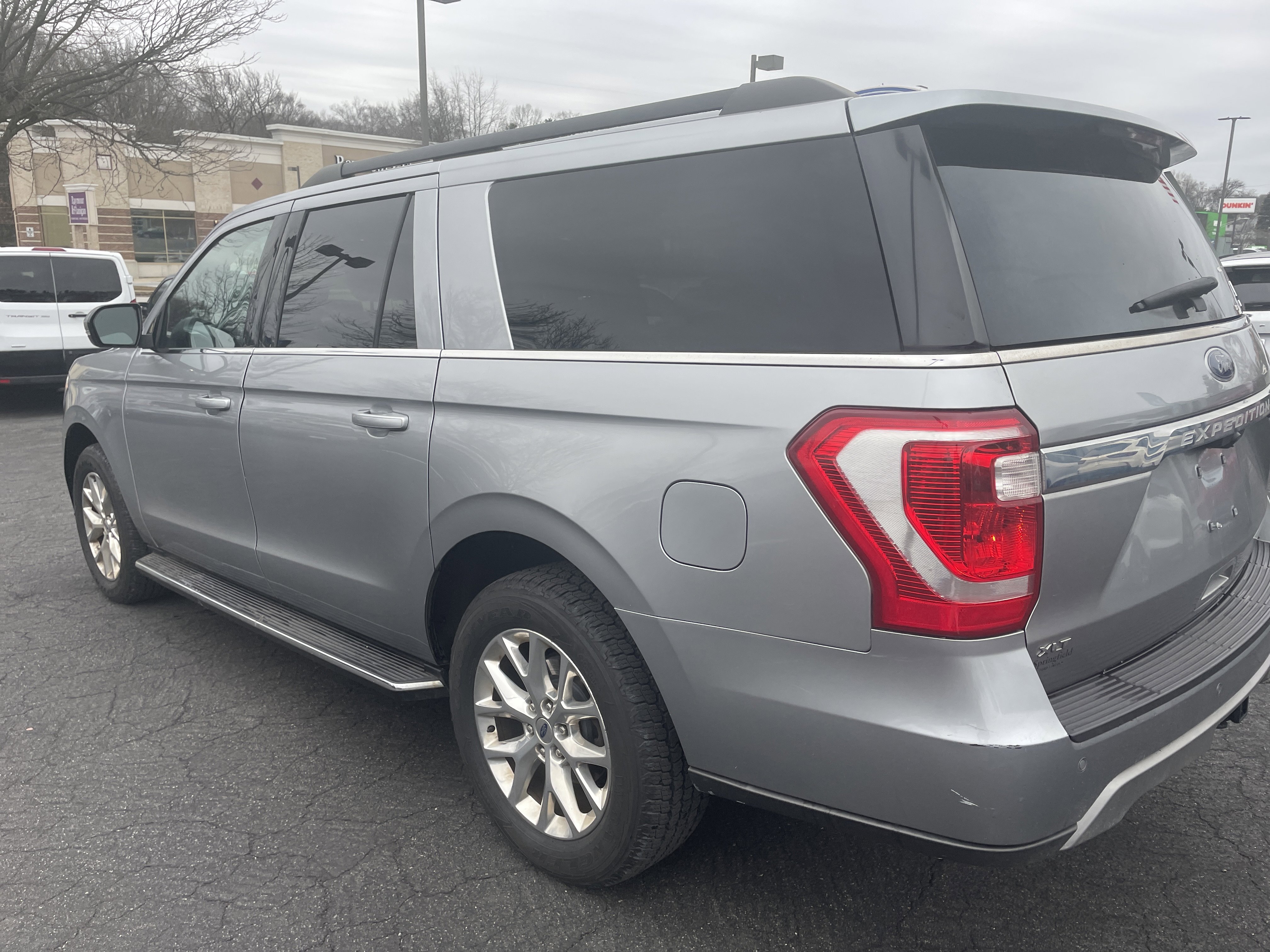 Used 2020 Ford Expedition Max XLT w/ Equipment Group 202A image 11