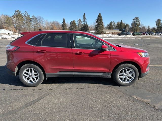Used 2024 Ford Edge SEL w/ Convenience Package image 6