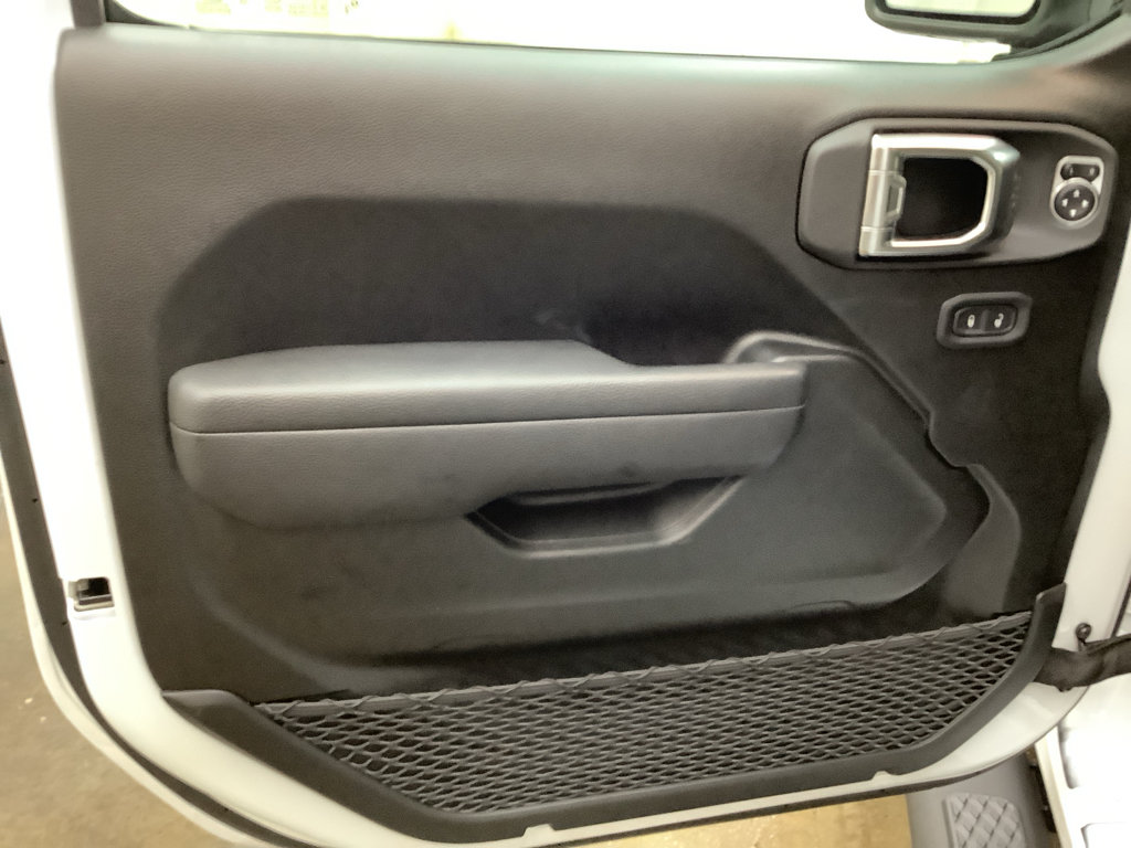 New 2026 Jeep Gladiator Mojave AWD/4WD image 11