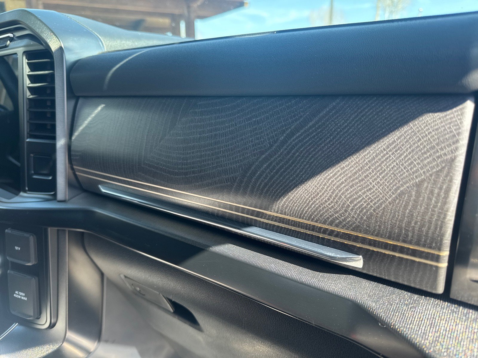 Used 2023 Ford F150 Platinum image 49