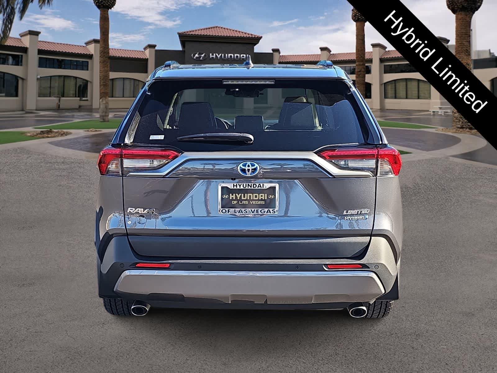 Used 2021 Toyota RAV4 Limited AWD/4WD image 7