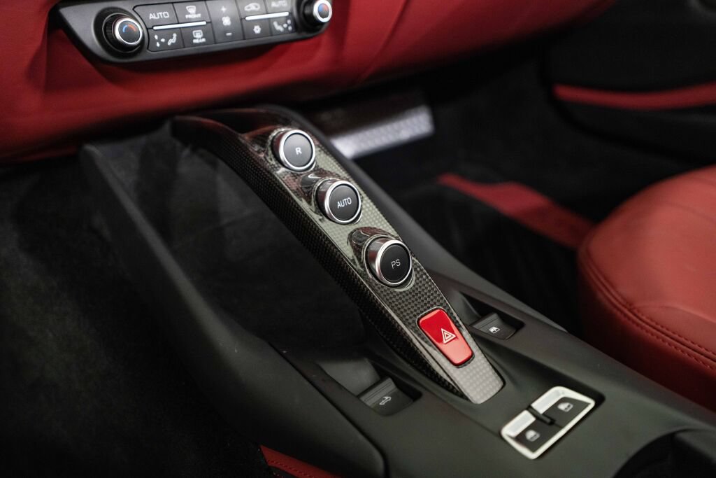 Certified 2022 Ferrari 812 GTS RWD image 40