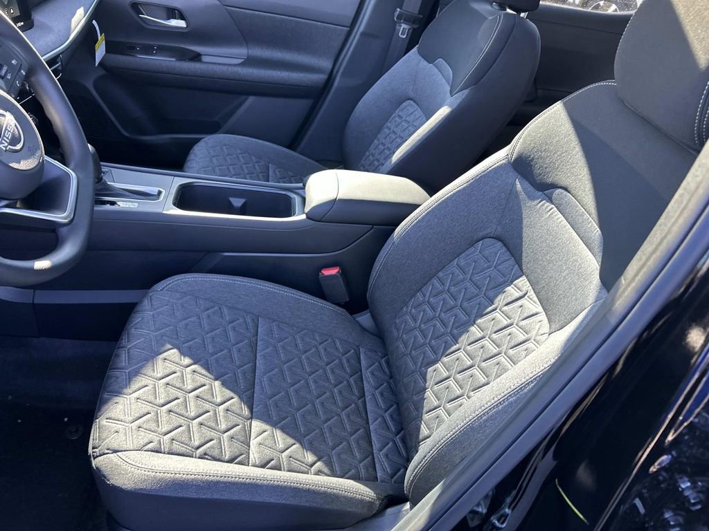 New 2026 Nissan Kicks SV w/ SV Premium Package AWD/4WD image 14