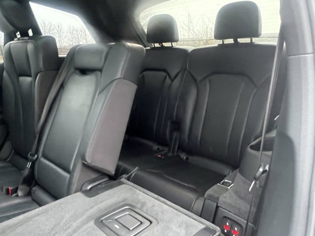 Used 2019 Audi Q7 3.0T Premium Plus w/ Premium Plus Package image 30