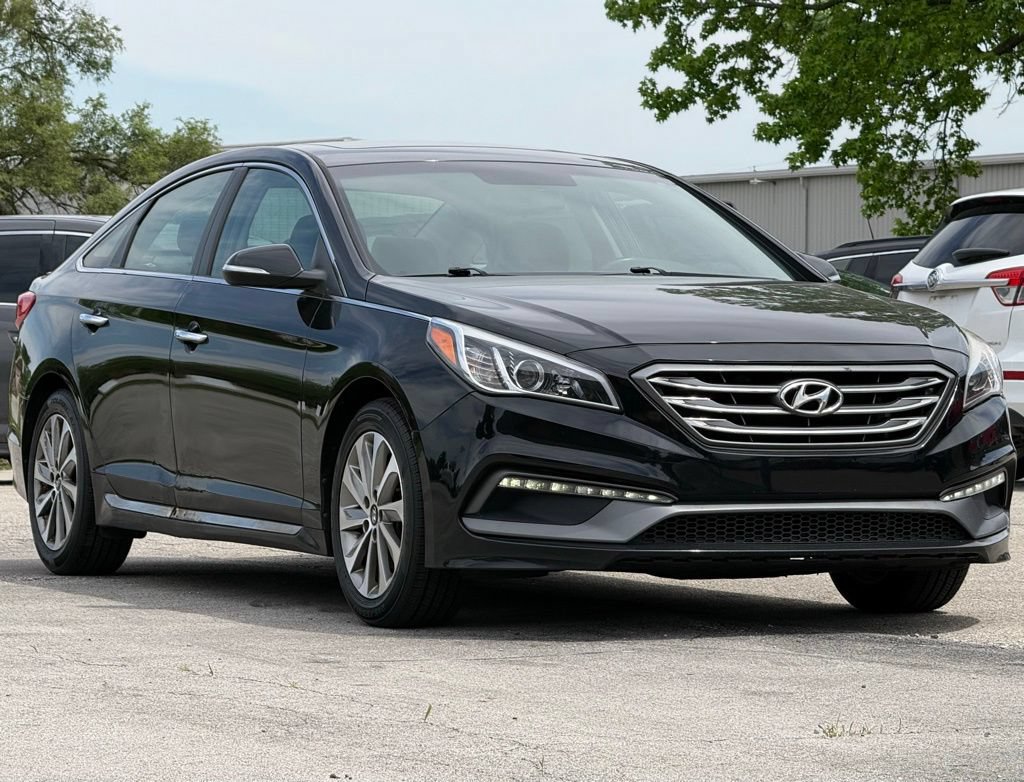 Used 2017 Hyundai Sonata Sport w/ Value Edition Package 02 FWD image 7