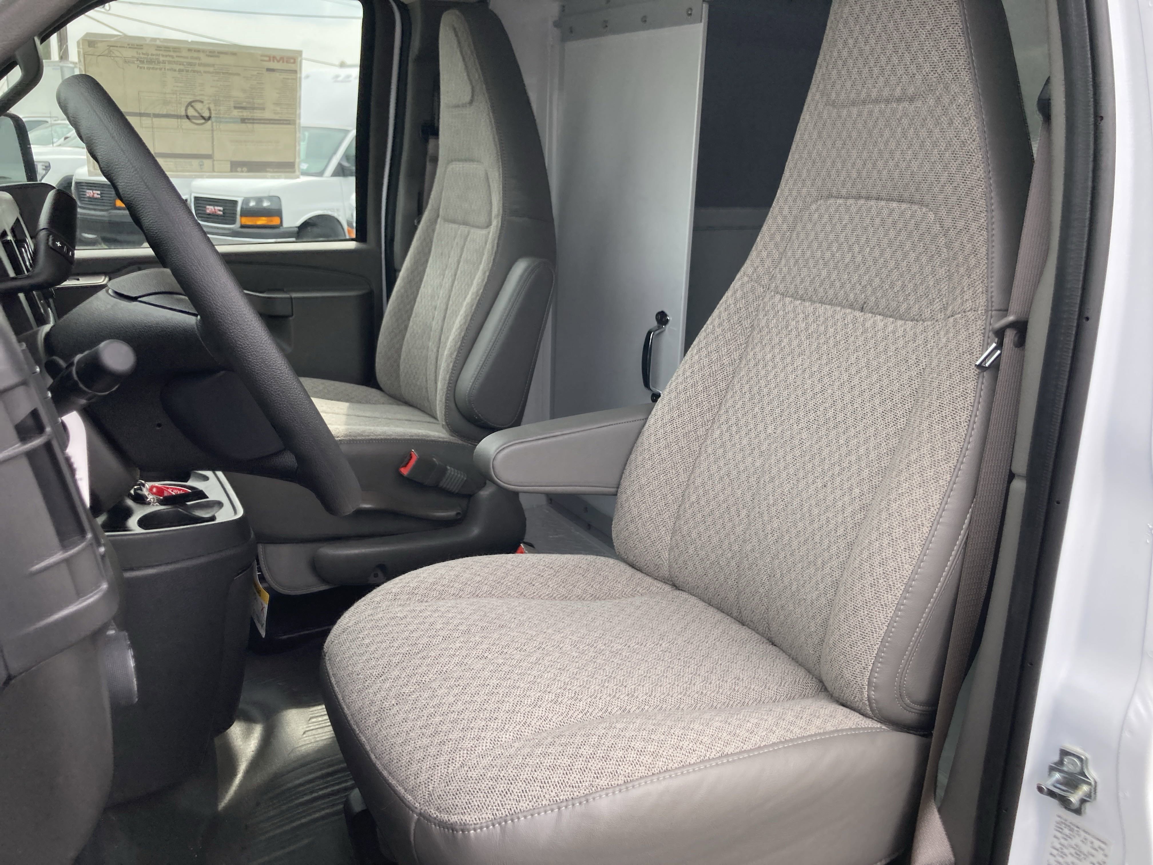 New 2025 GMC Savana 3500 w/ Power Convenience Package image 34