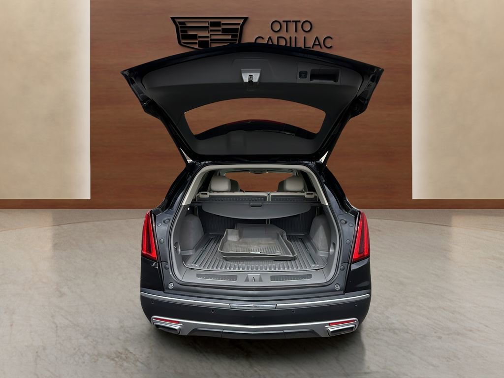 Used 2023 Cadillac XT5 Premium Luxury w/ LPO, Floor Liner Package image 17