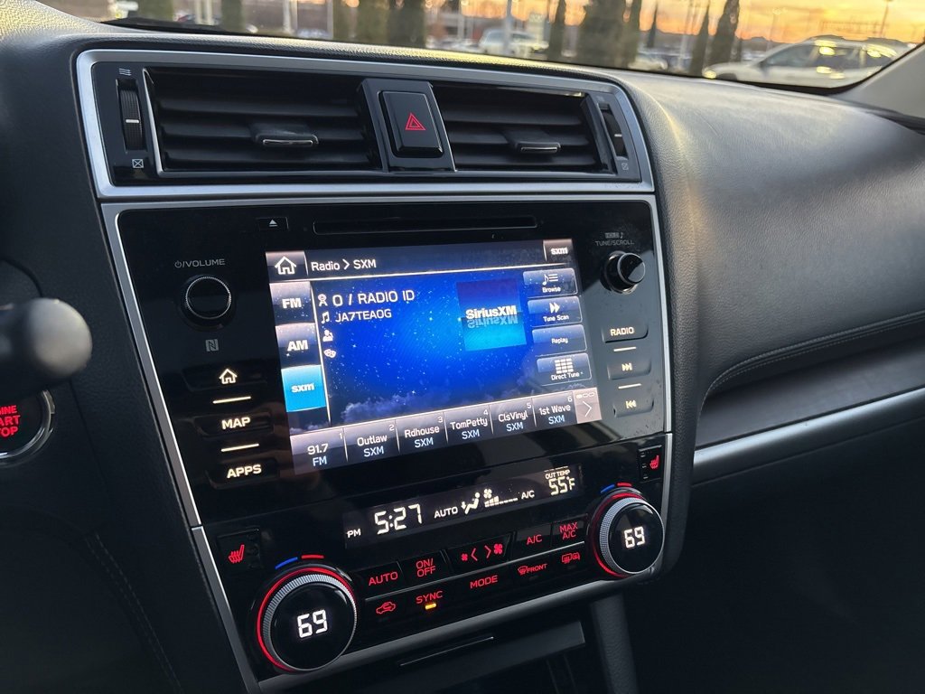 Used 2018 Subaru Outback 2.5i Limited image 3