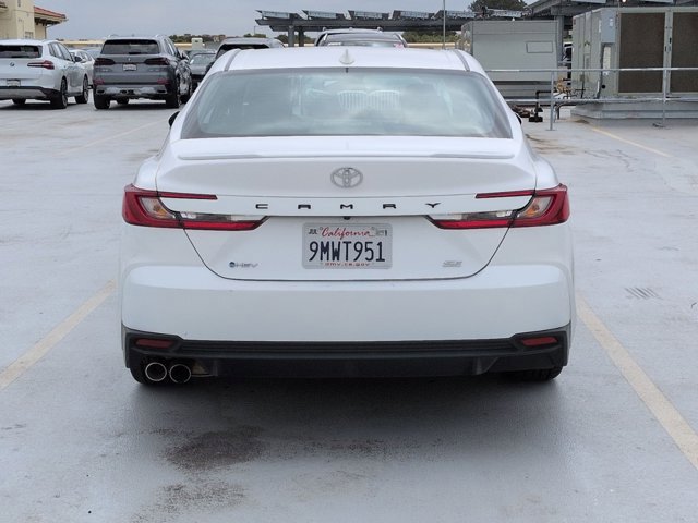 Used 2025 Toyota Camry SE FWD image 6