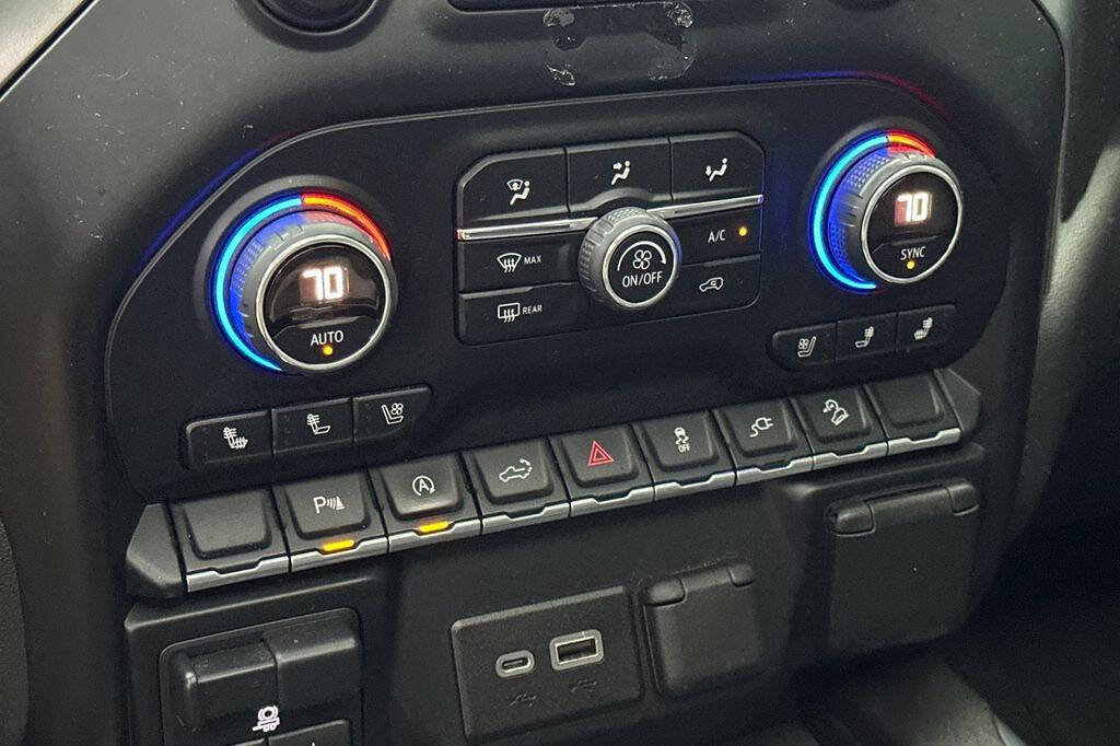 Used 2019 Chevrolet Silverado 1500 LTZ image 20