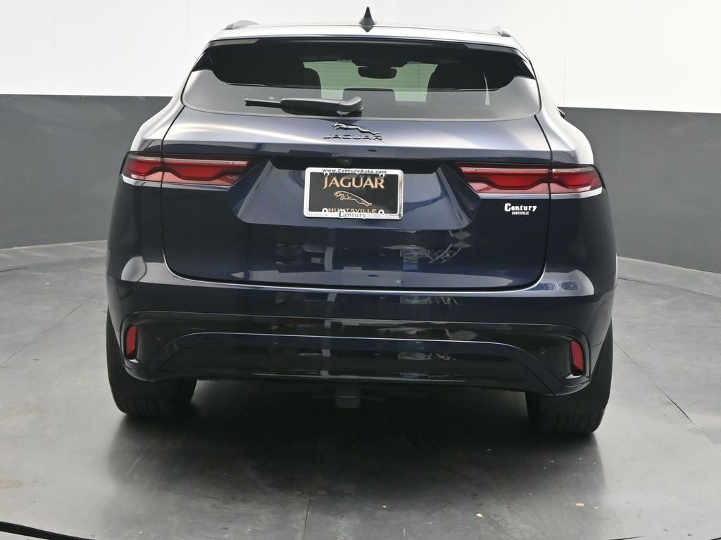 Used 2025 Jaguar F-PACE R-Dynamic S image 6