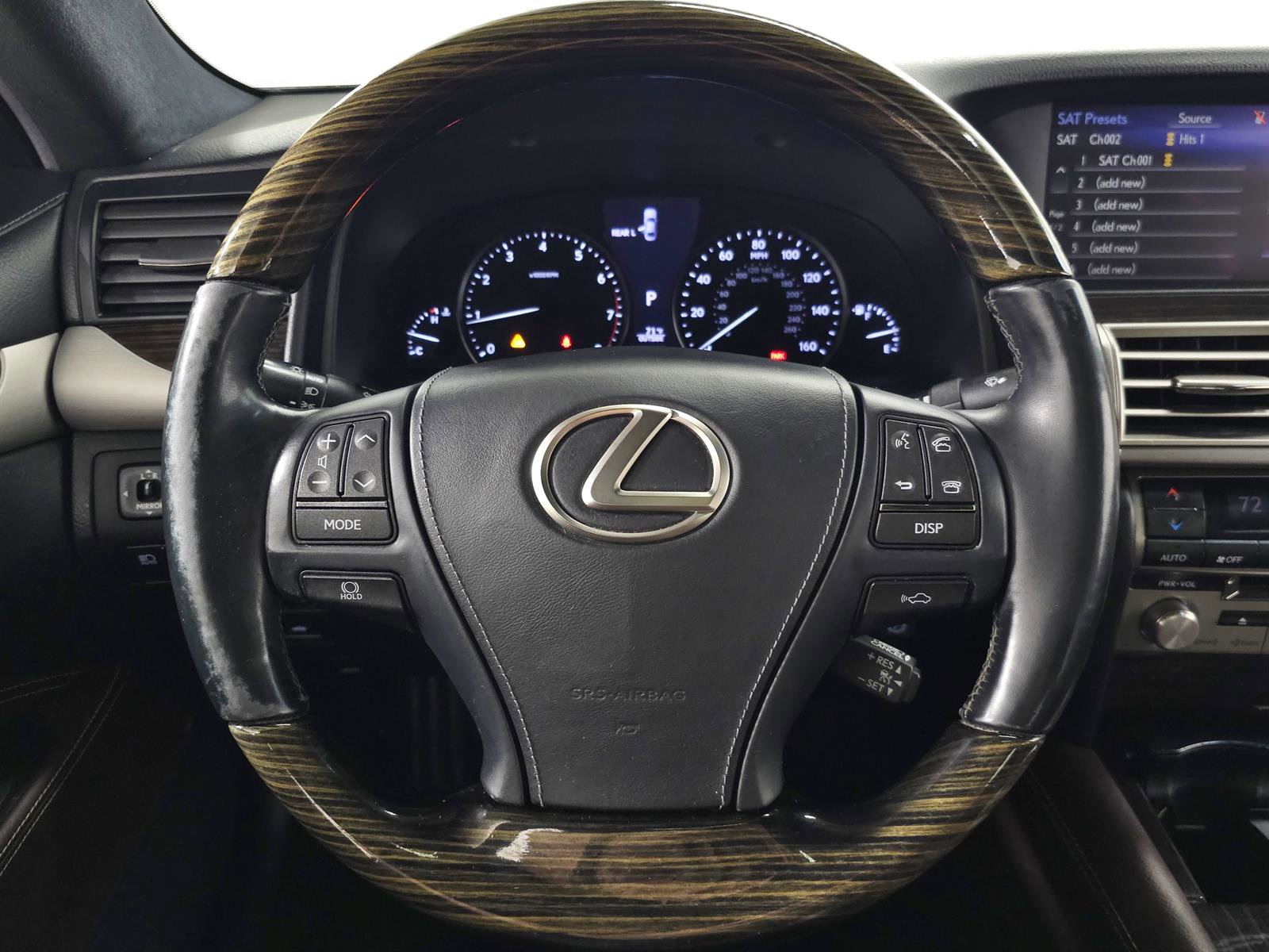 Used 2017 Lexus LS 460 AWD image 16
