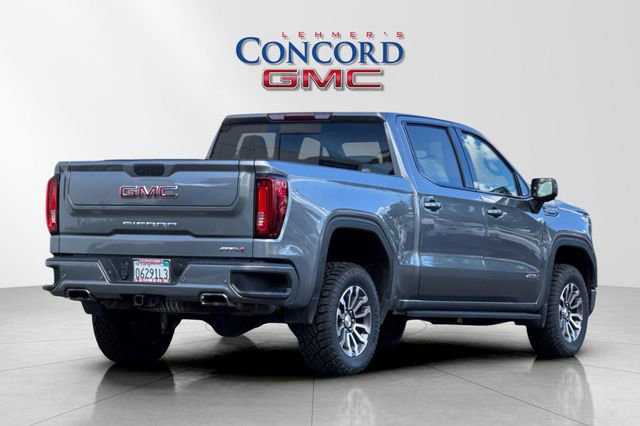 Used 2022 GMC Sierra 1500 AT4 w/ AT4 Premium Package AWD/4WD image 4