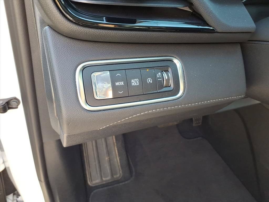 Used 2026 Buick Enclave Preferred FWD image 25