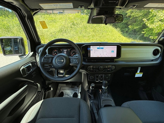 Used 2026 Jeep Wrangler Unlimited Sport AWD/4WD image 10