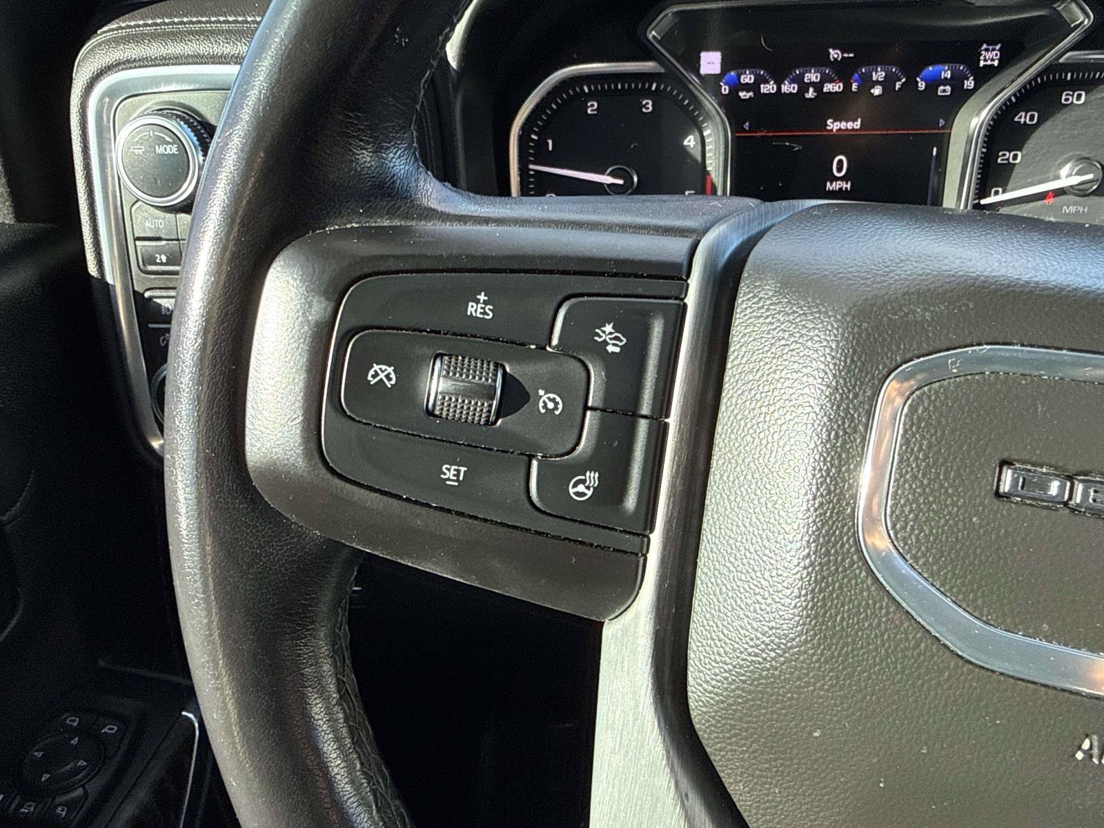 Used 2022 GMC Sierra 3500 Denali AWD/4WD image 26