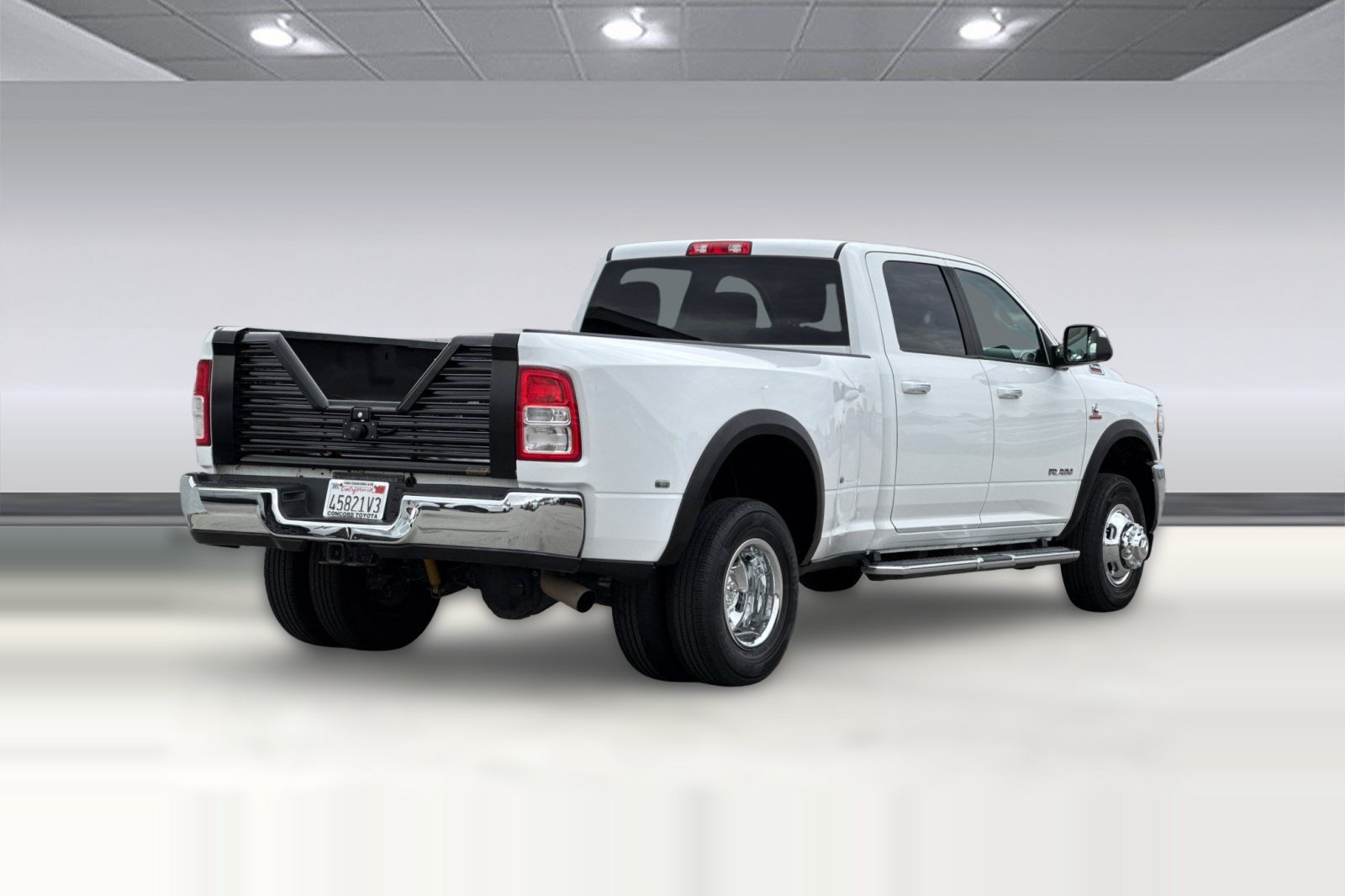 Used 2019 RAM 3500 Big Horn AWD/4WD image 9