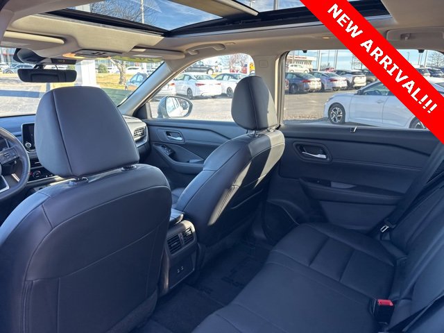 Certified 2024 Nissan Rogue SV w/ SV Premium Package image 8