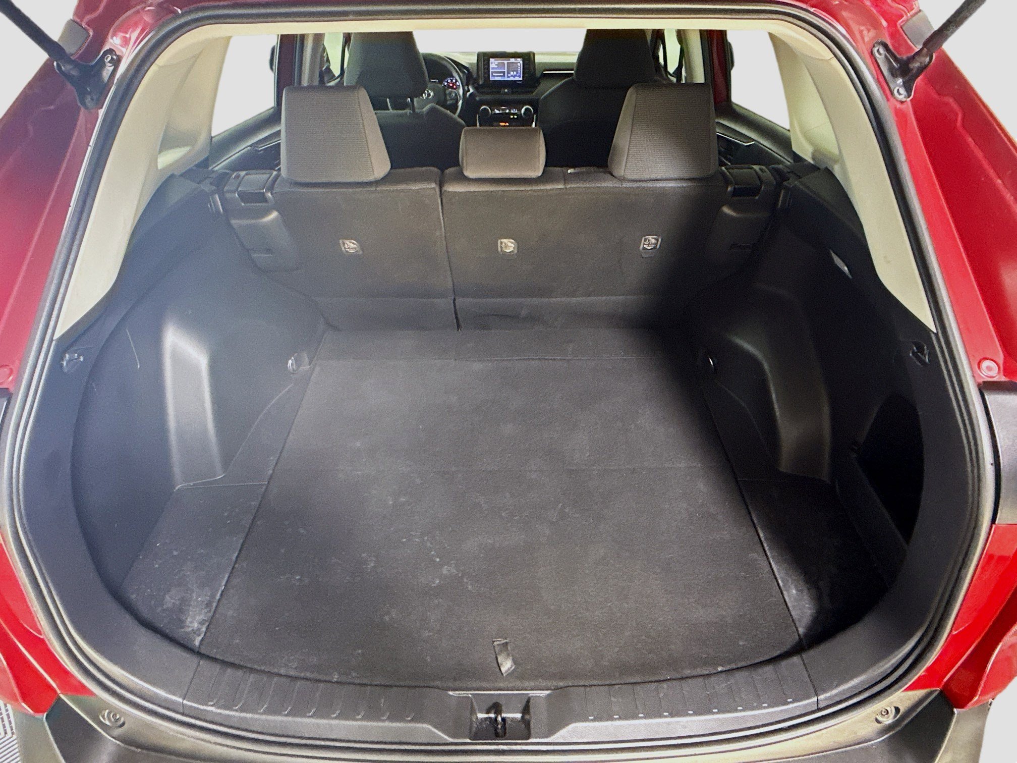 Used 2020 Toyota RAV4 LE image 34