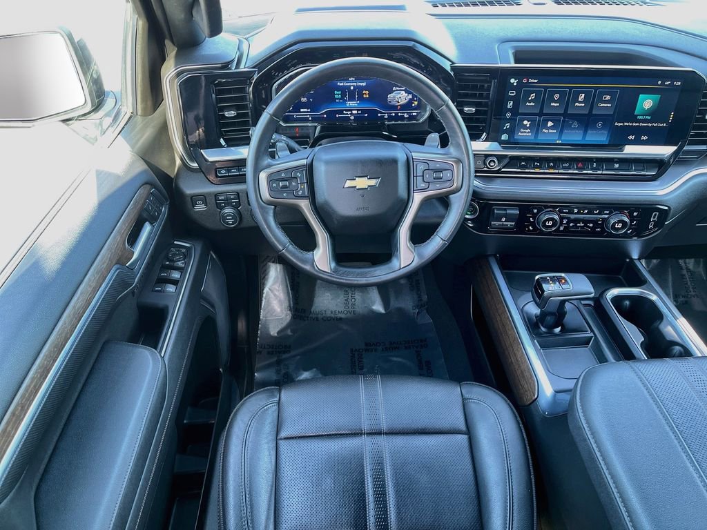 Used 2023 Chevrolet Silverado 1500 High Country w/ High Country Premium Package AWD/4WD image 23