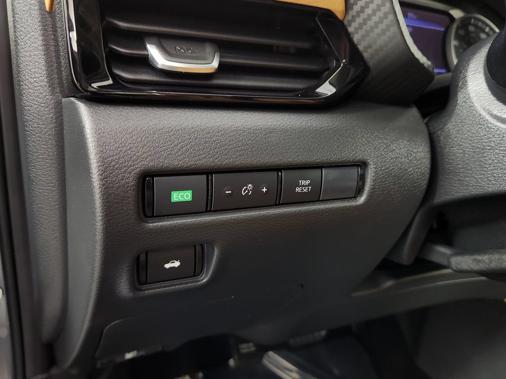 Certified 2025 Nissan Sentra SV w/ SV Premium Package FWD image 22