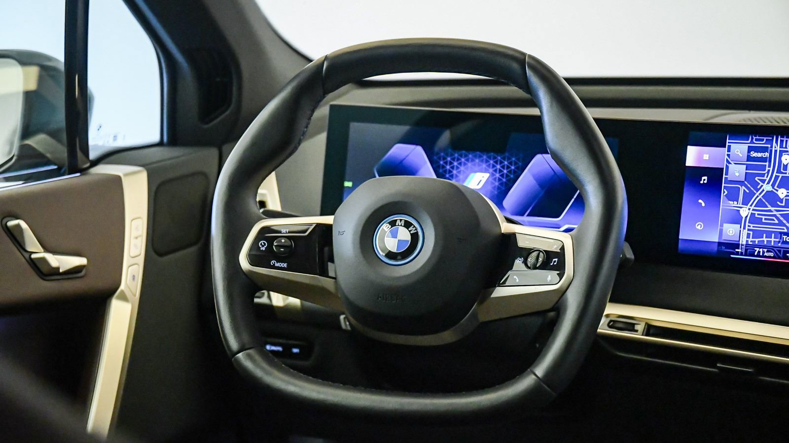 Certified 2023 BMW iX xDrive50 w/ Sport Package image 13