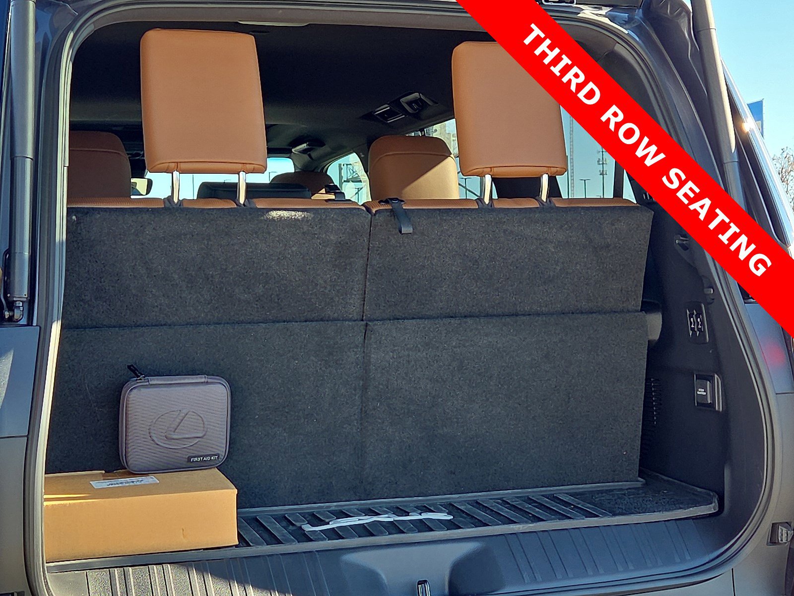 Used 2024 Lexus GX 550 w/ Accessory Package (31) image 9