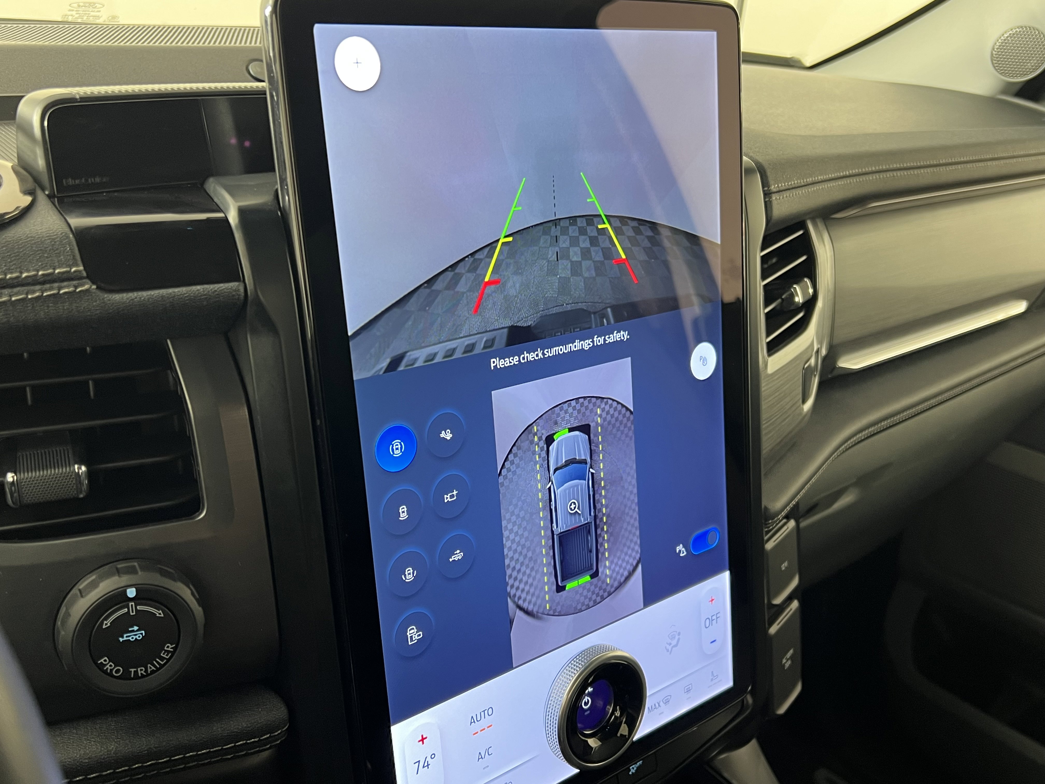 Used 2024 Ford F150 Lightning Flash image 29