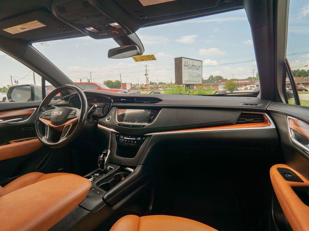 Used 2021 Cadillac XT5 Premium Luxury w/ LPO, Floor Liner Package AWD/4WD image 16