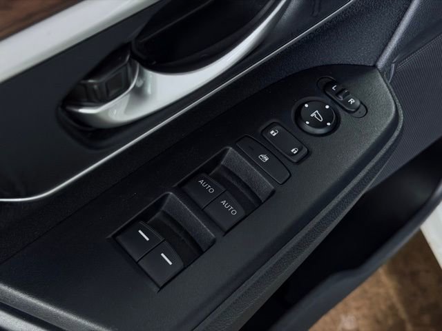 Used 2020 Honda CR-V EX image 13