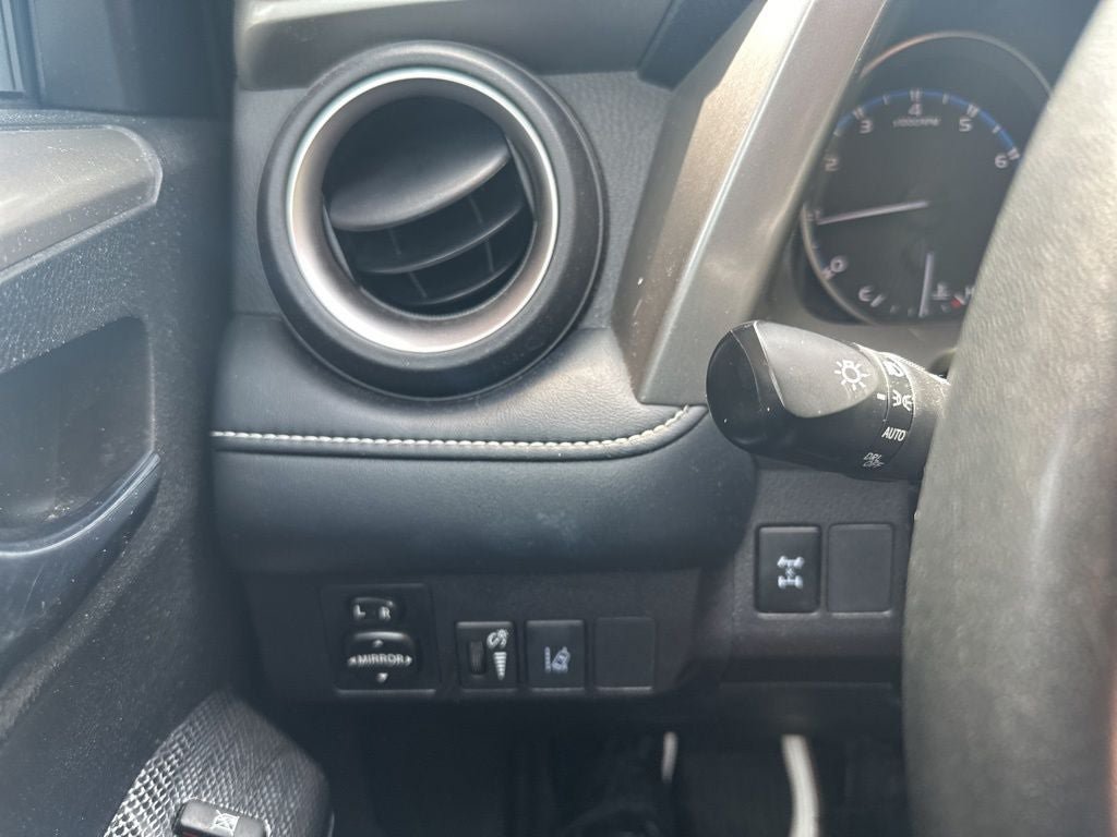 Used 2018 Toyota RAV4 Adventure w/ Plus Extra Value Package AWD/4WD image 19