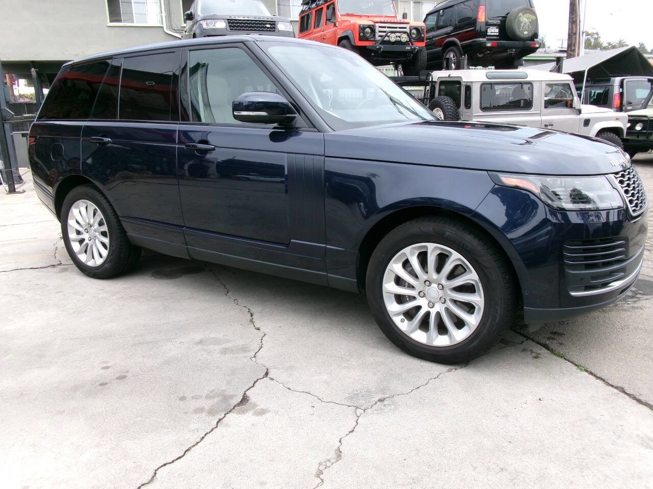 Used 2019 Land Rover Range Rover HSE AWD/4WD image 1