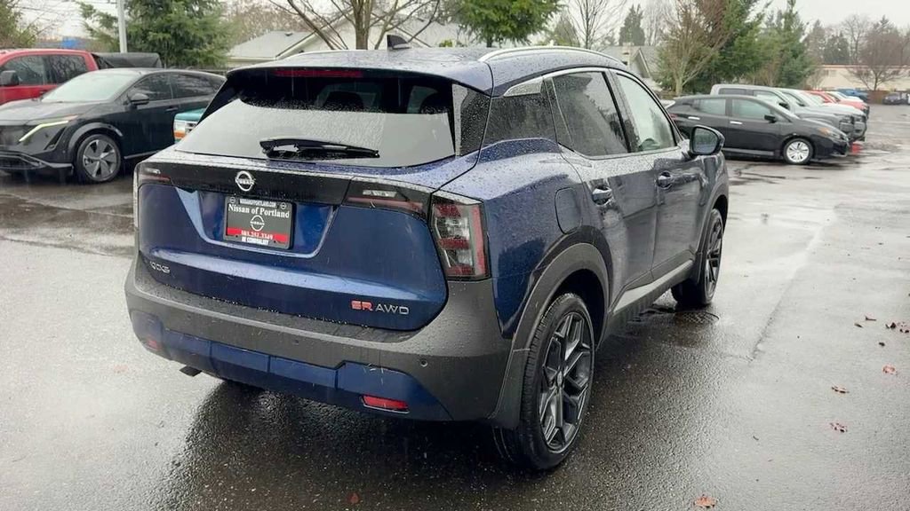 New 2026 Nissan Kicks SR w/ SR Premium Package AWD/4WD image 8
