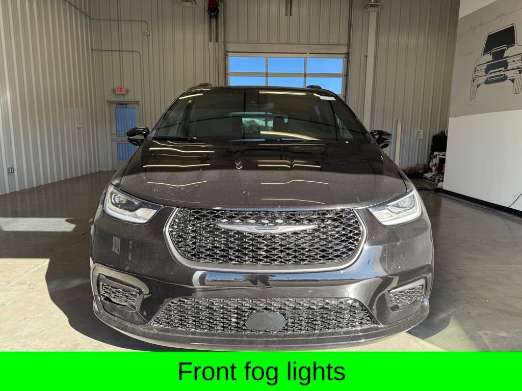 New 2026 Chrysler Pacifica Limited w/ S Appearance Package image 12