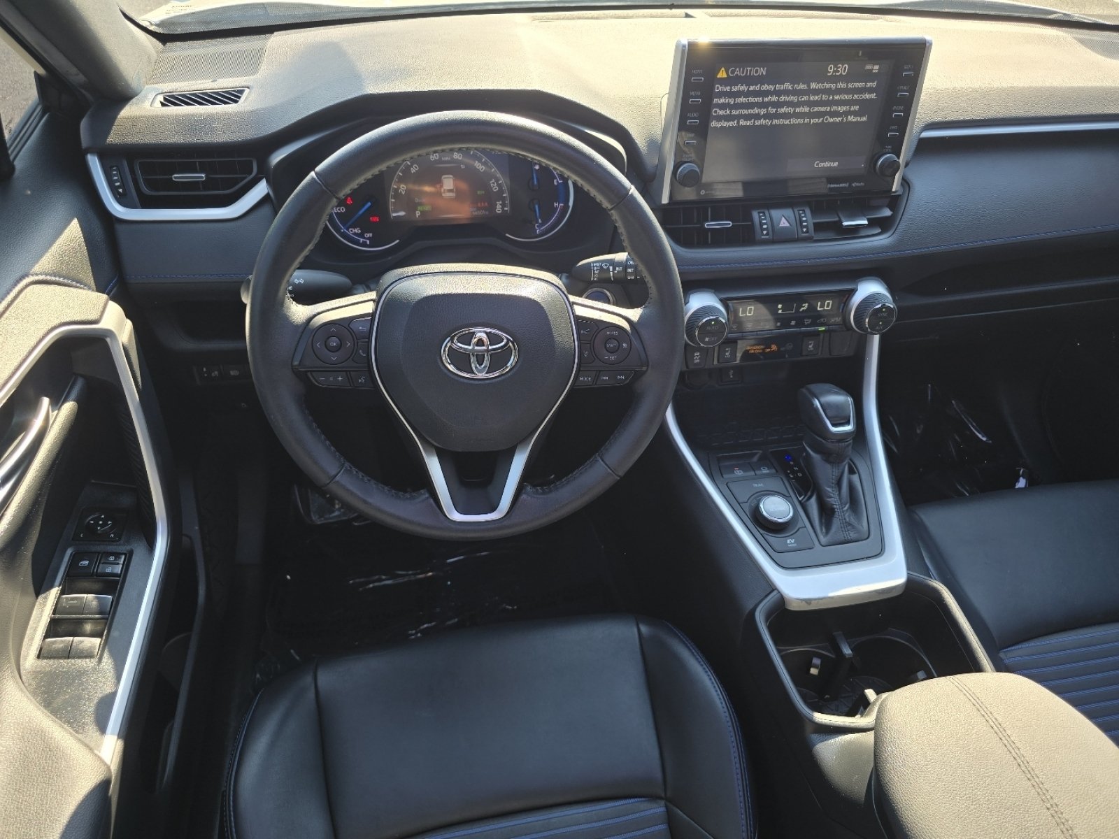 Used 2022 Toyota RAV4 XSE AWD/4WD image 25